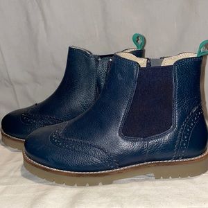 Boden Chelsea girls navy leather boots